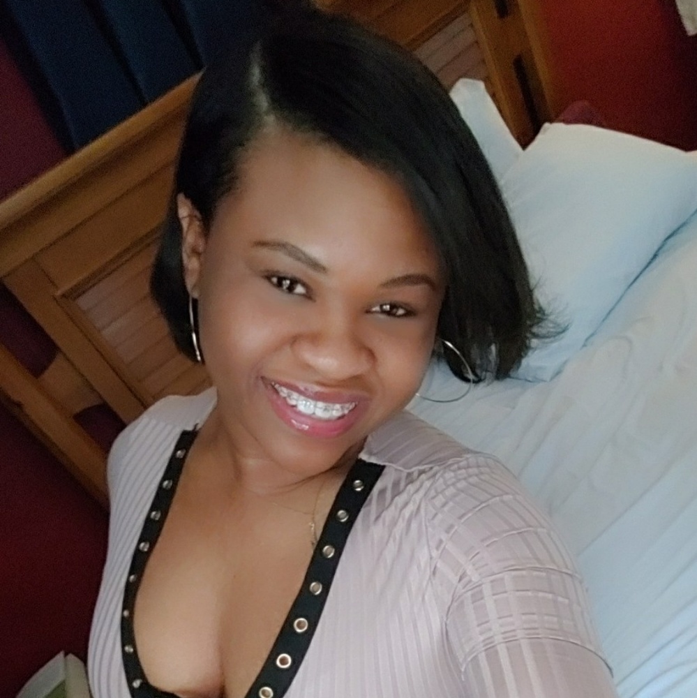 Meet your Posher, Jhanill